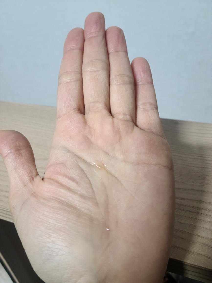 山茶花面部油的真实用户使用照片