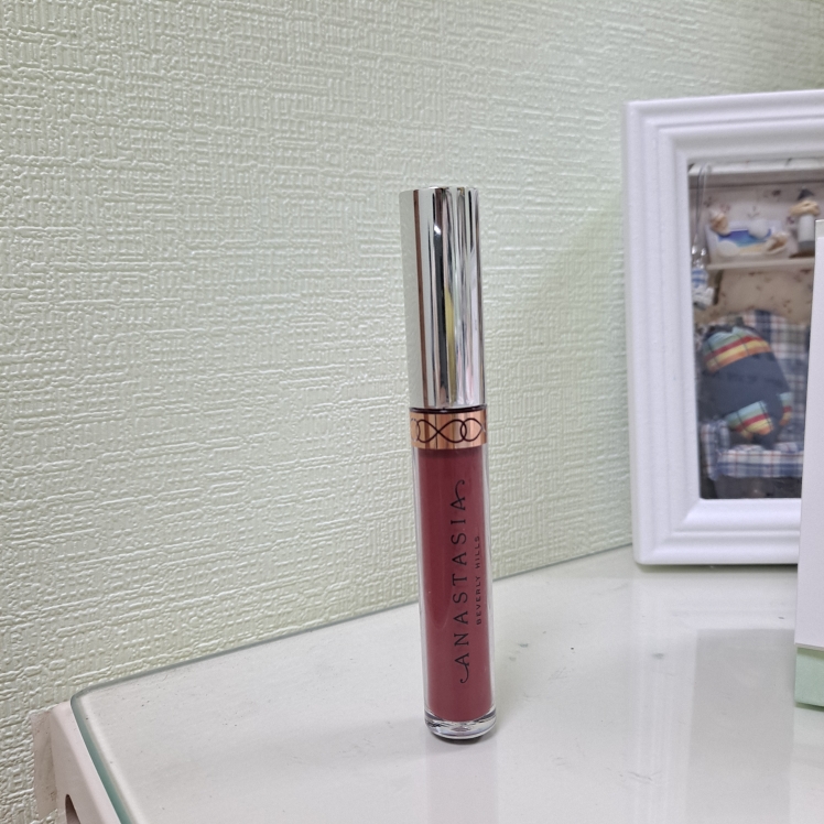아나스타샤베버리힐즈 (ANASTASIABEVERLYHILLS) (해외) 리퀴드 립스틱 [Heathers] review image