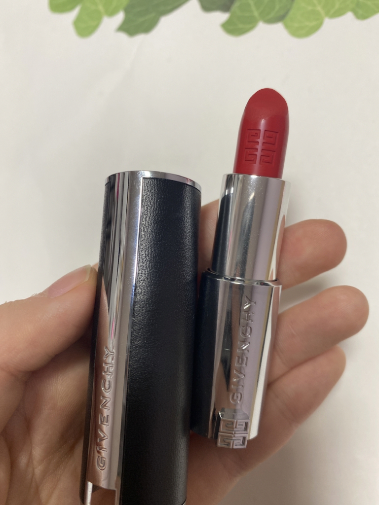 GIVENCHY Le Rouge Interndi Silk [N306 Carmine Escarpine] review image