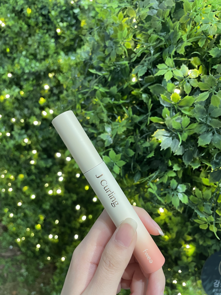 Real user review photo of J-Curling Mascara [01 Long&Curl]