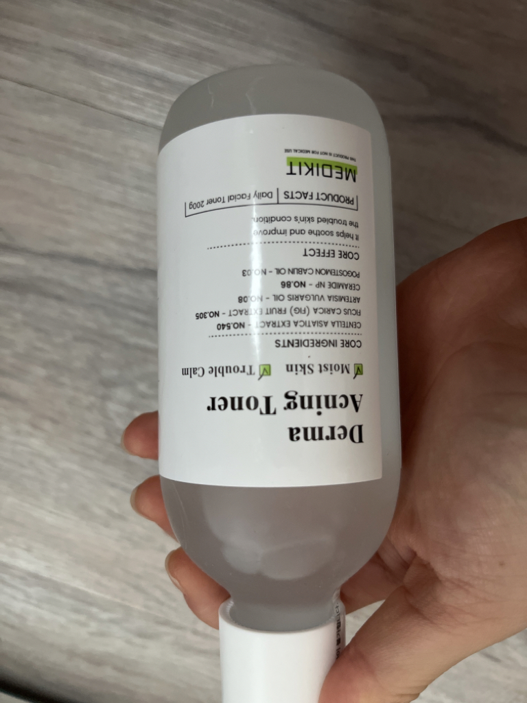메디키트 (MEDIKIT) 더마 아크닝 토너 review image