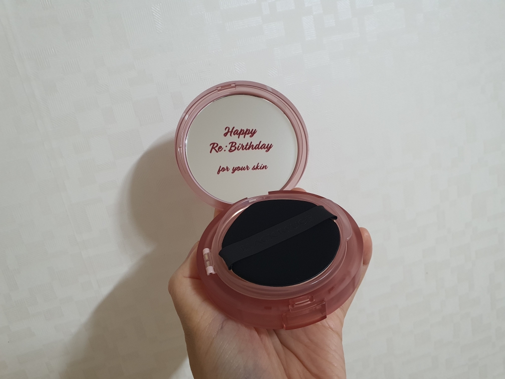 블랙루즈 (BLACKROUGE) 씬레이어 벨루어 쿠션 [SPF40/PA++] [VC01 포슬린] review image