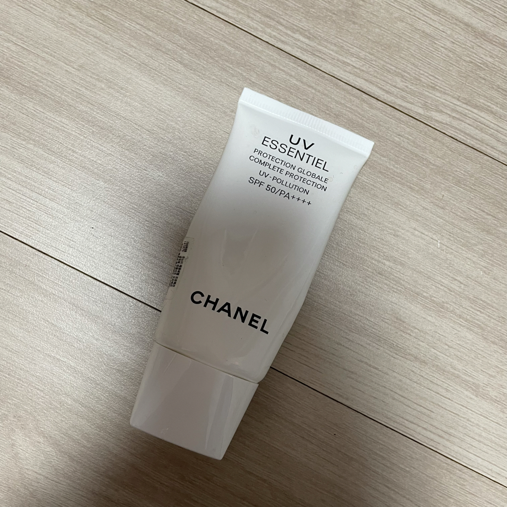 CHANEL UV Essentiel [SPF50/PA++++] Reviews | Hwahae