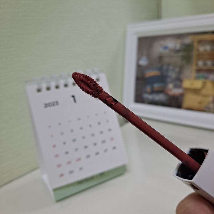 메이블린뉴욕 (MAYBELLINENEWYORK) 슈퍼스테이 립 잉크 [130 셀프스타터] review image