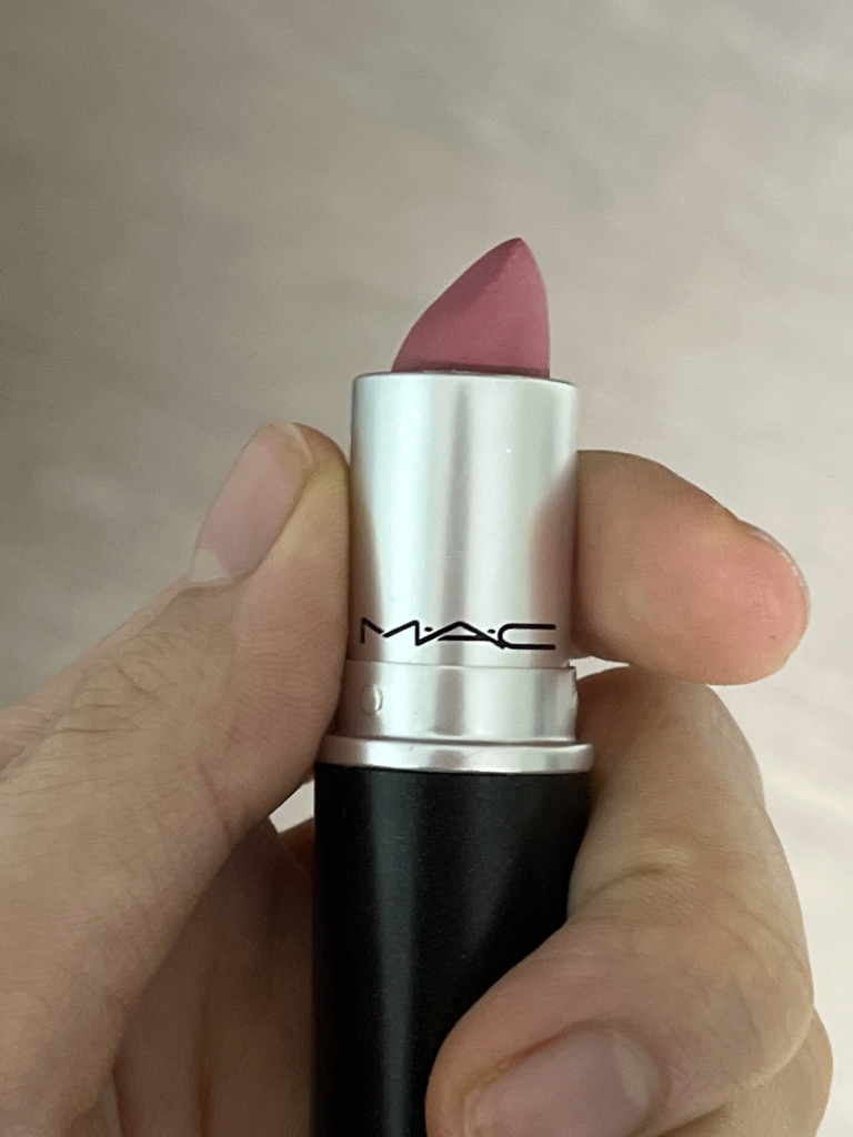 MAC Lipstick [Please Me] review image