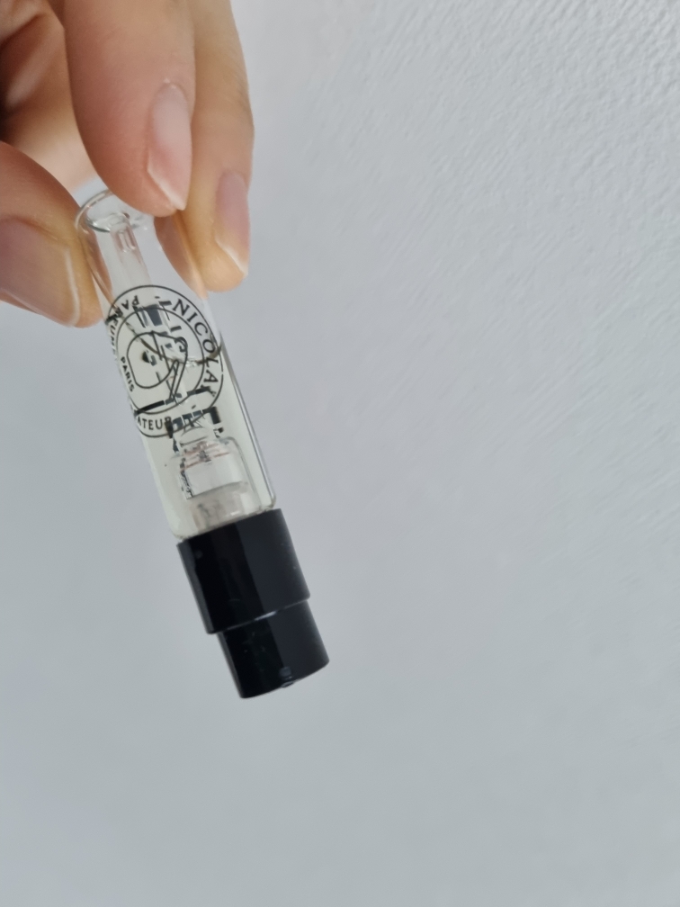 NICOLAI Agua de Colonia Whig review image