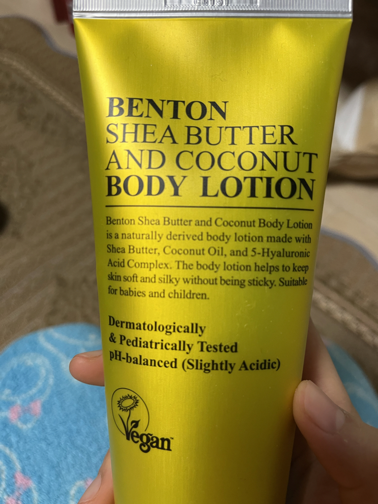 椰油和椰子身体乳的真实用户使用照片