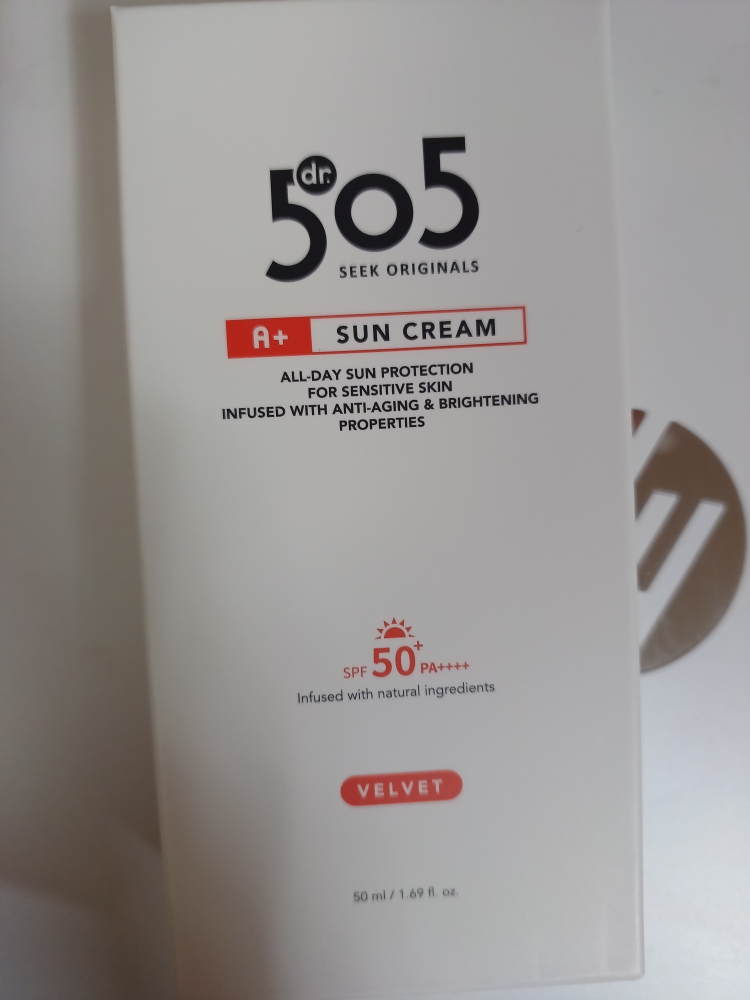 A+天然防晒霜 丝绒质地 [SPF50+/PA++++]的真实用户使用照片