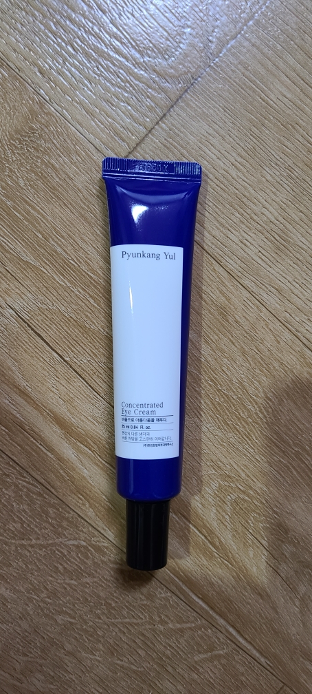 深层护理眼霜的真实用户使用照片