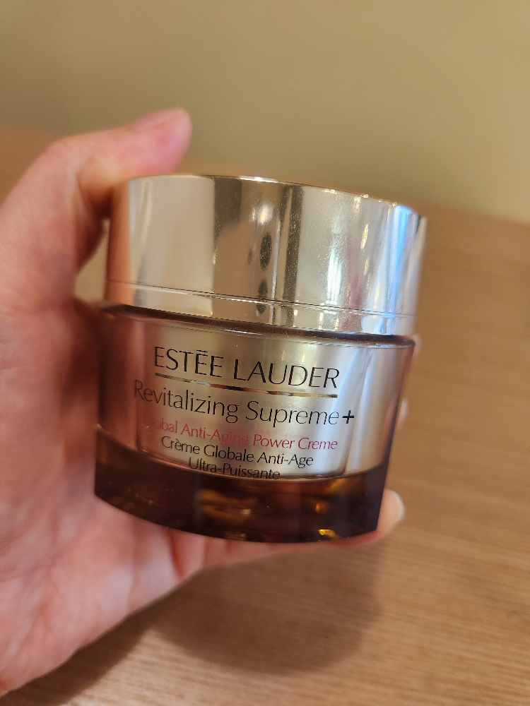 ESTEELAUDER Revitalizing Supreme+ Global Anti-Aging Power Cream review image