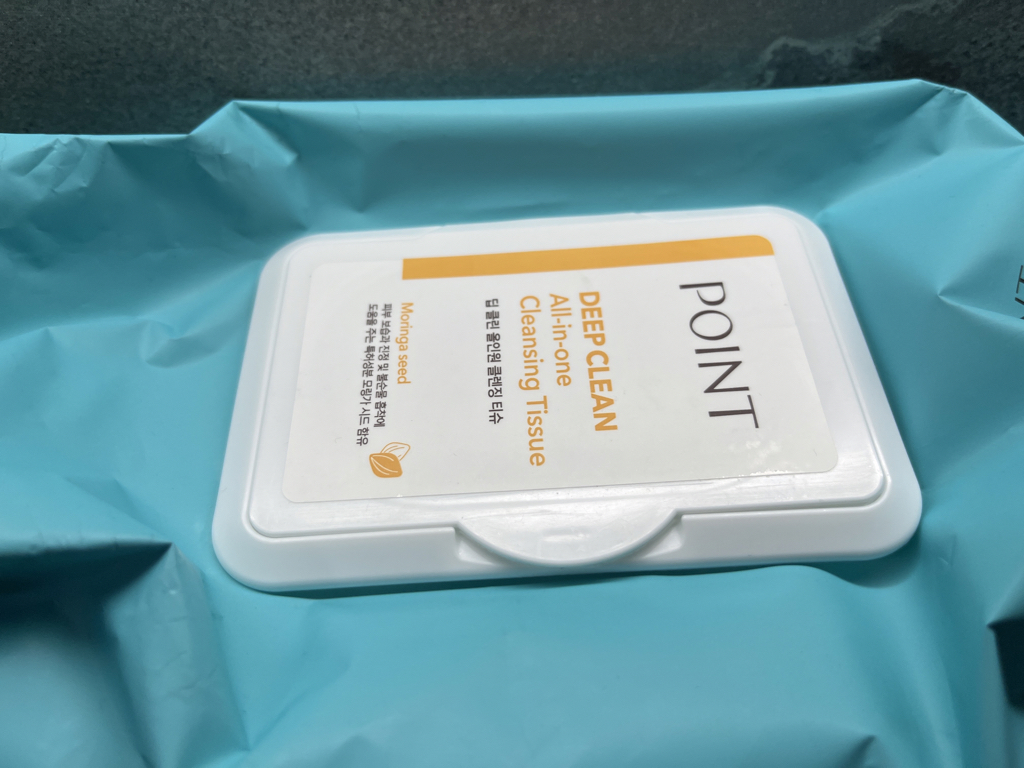 深层清洁一体式洁面湿巾的真实用户使用照片