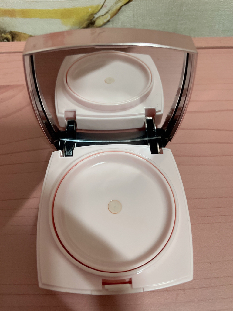 天使之翼版雷霆亮肤霜 [SPF50+/PA++++]的真实用户使用照片