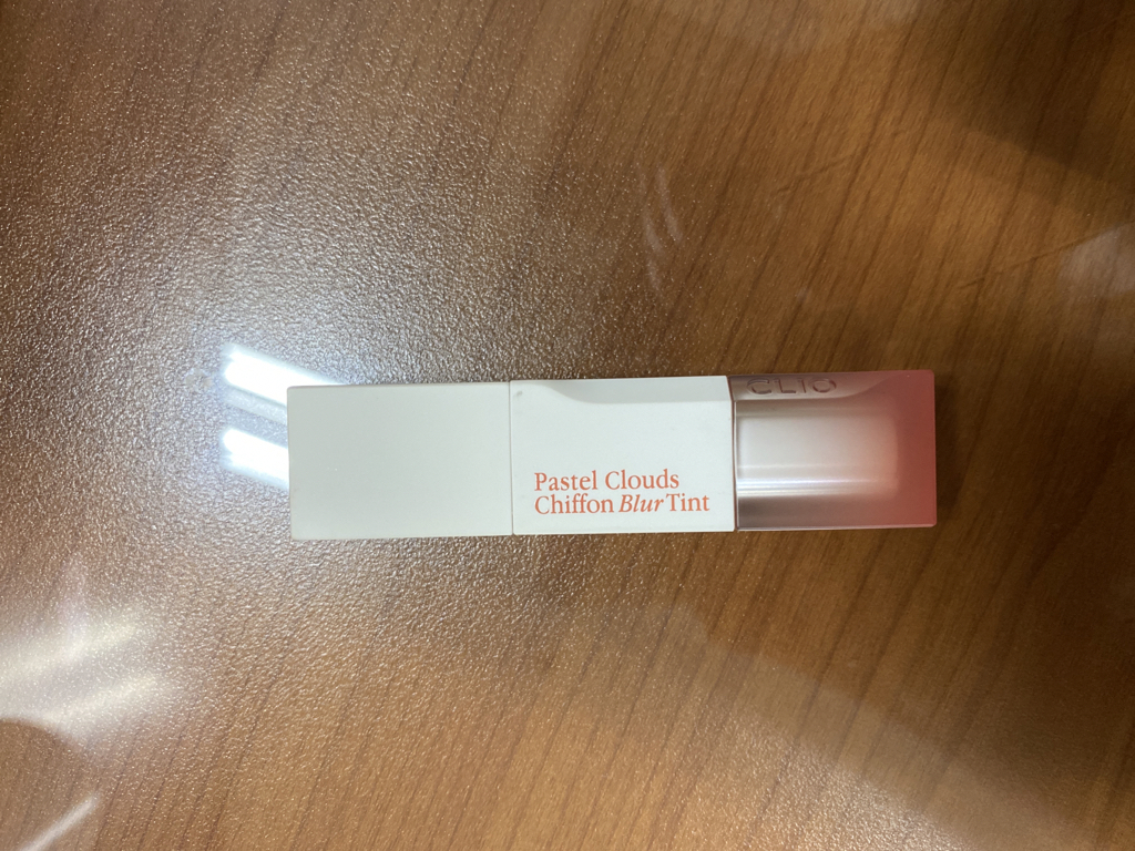 柔和云朵版雪纺模糊染唇膏[11号汉江砖红]的真实用户使用照片