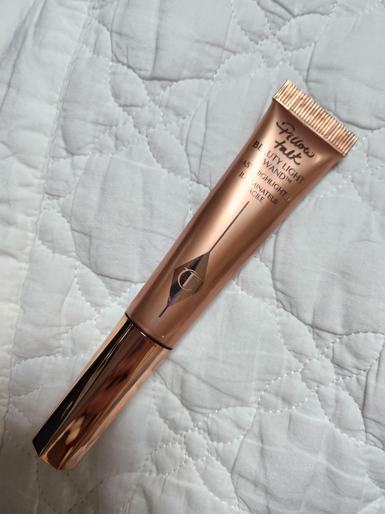 샬롯틸버리 (CharlotteTilbury) (해외) 뷰티 라이트 완드 [스포트라이트] review image