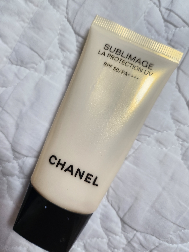 CHANEL Sublimage La Protection UV [SPF50+/PA+++] Reviews | Hwahae
