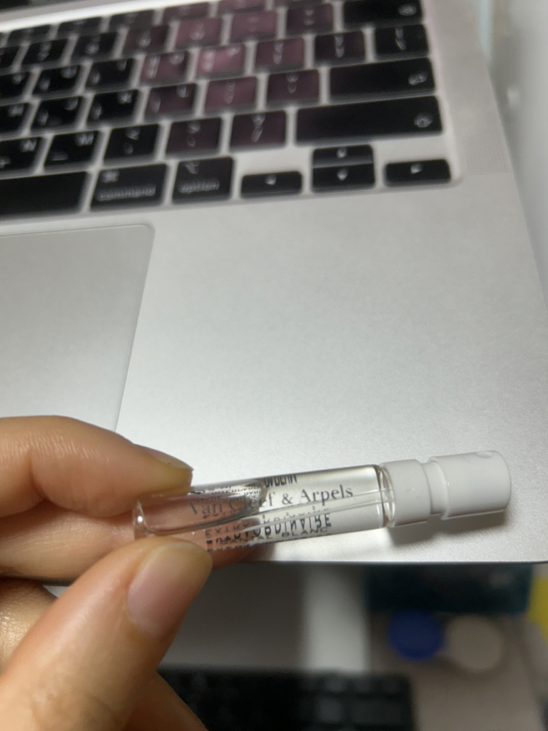 반클리프아펠 (VanCleefArpels) 꼴렉씨옹 상탈 블랑 EDP review image