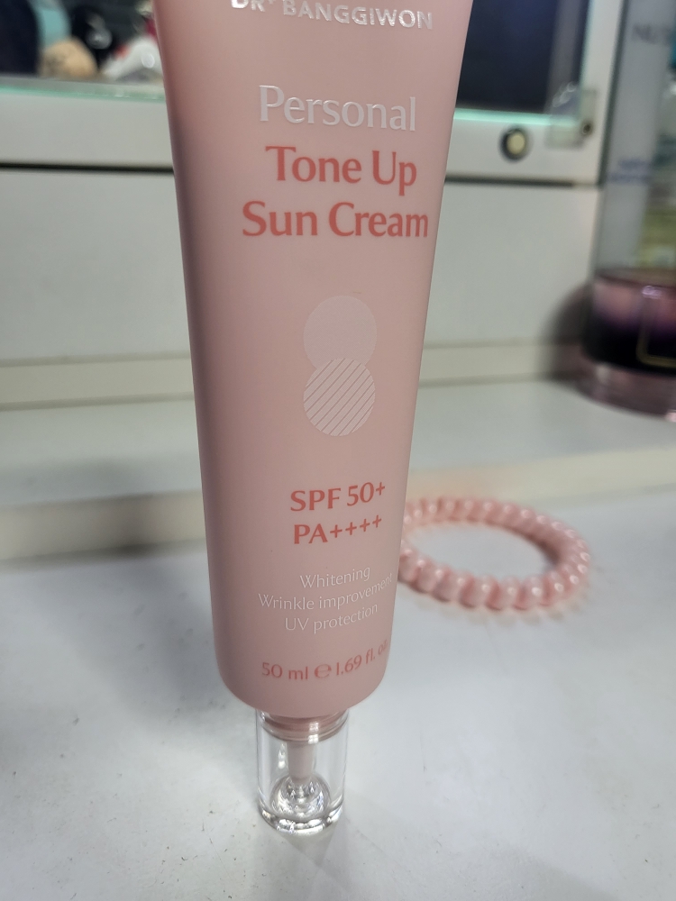 个人调色防晒霜 [SPF50+/PA++++] [01 Rosie] [01 Rosie的真实用户使用照片