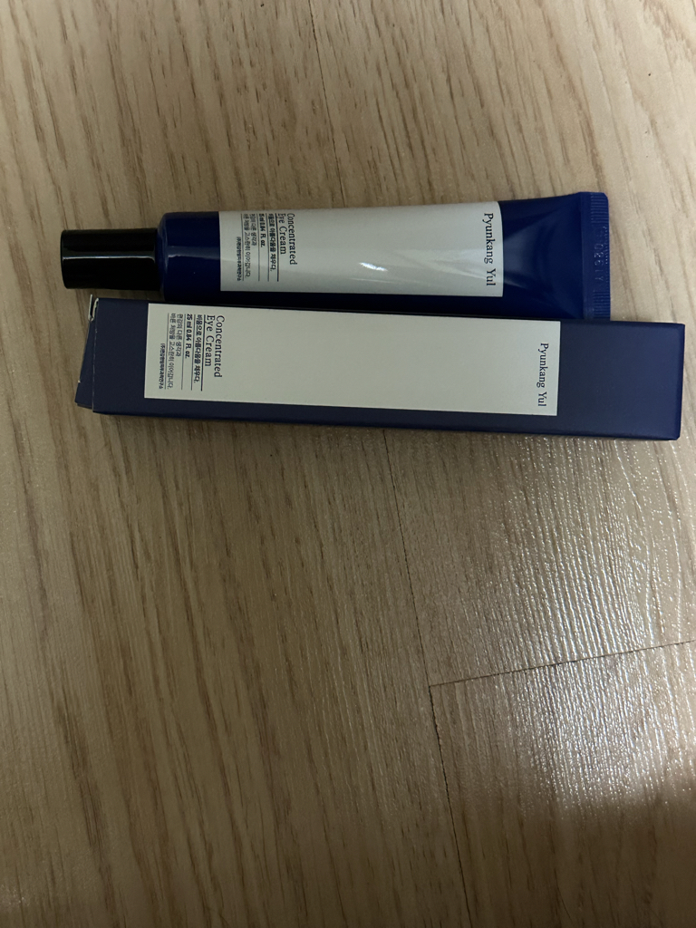 深层护理眼霜的真实用户使用照片