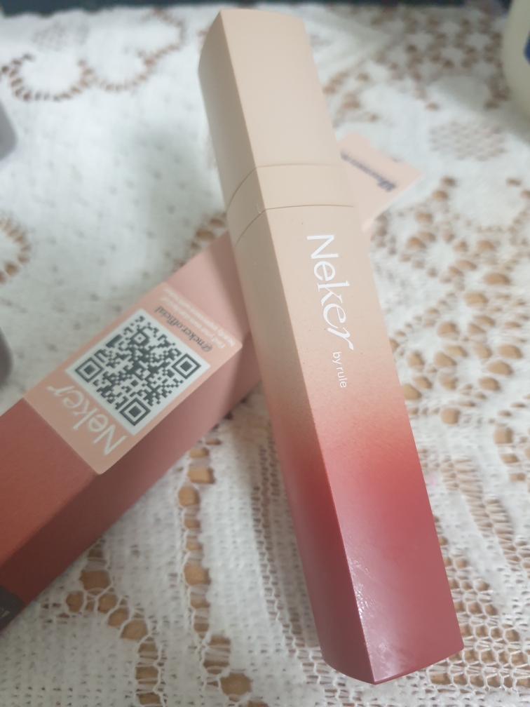 네케르 (Neker) 컬러스웨이드 립라커 [07 로즈딥레드] review image