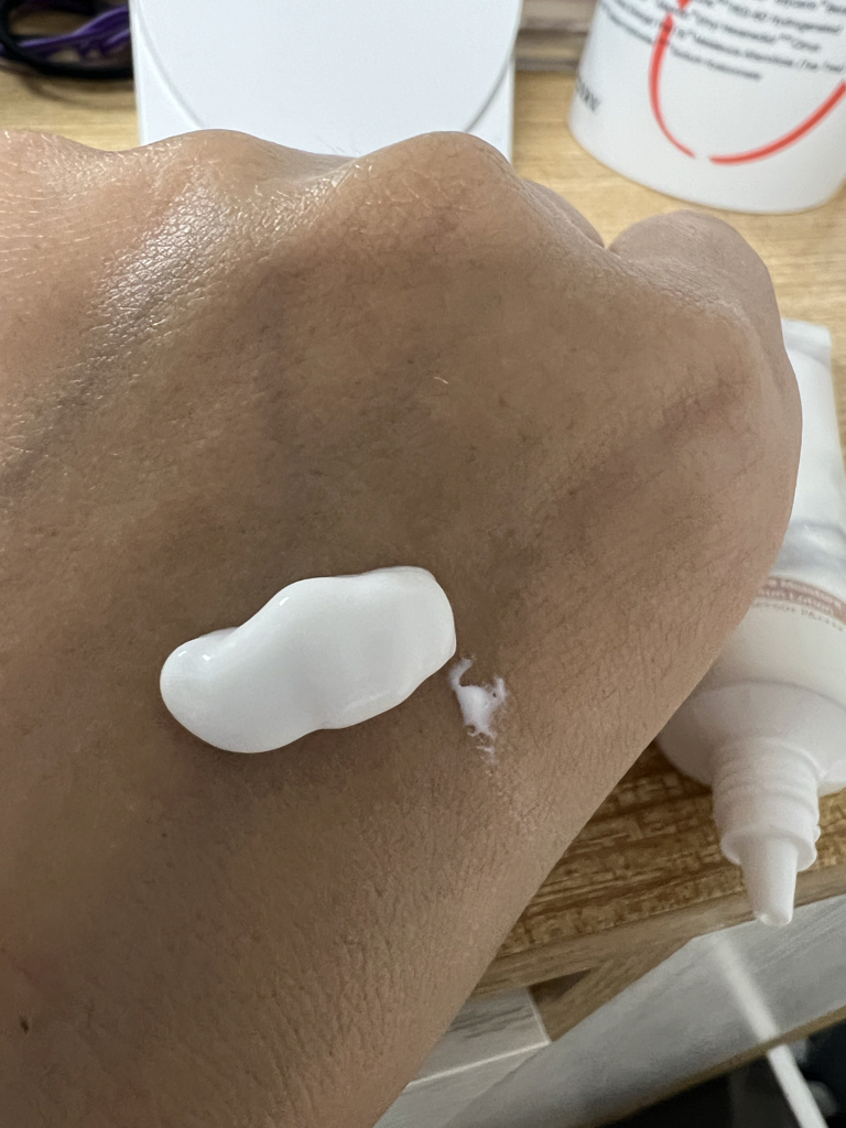 肌肤天堂纯净保湿防晒乳液 [SPF50+/PA++++]的真实用户使用照片