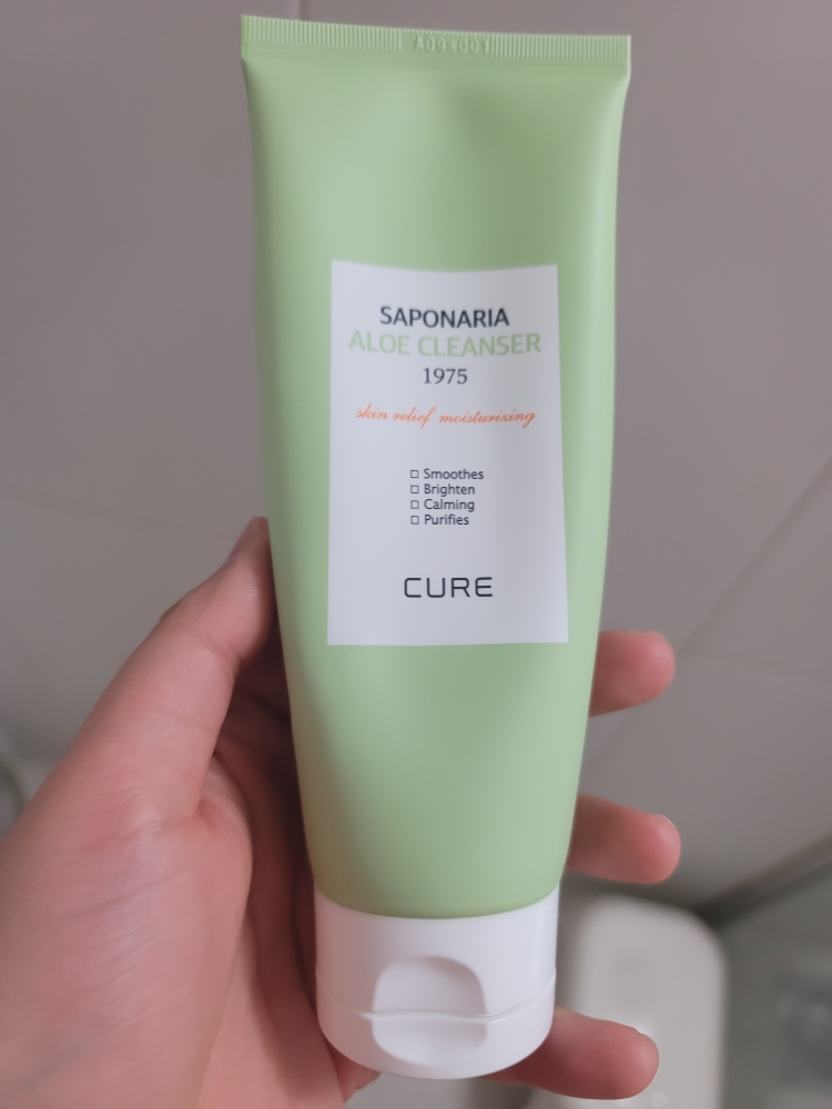 큐어 (CURE) 사포나리아 알로에 클렌져 1975 review image