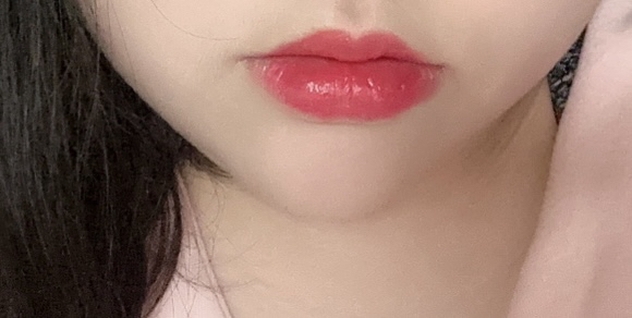 입생로랑뷰티 (YVESSAINTLAURENTBEAUTY) 루쥬 볼륍떼 샤인 [12호 코랄돌머] review image
