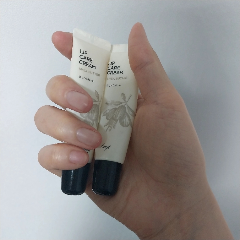 润唇霜 [01 乳木果油]的真实用户使用照片