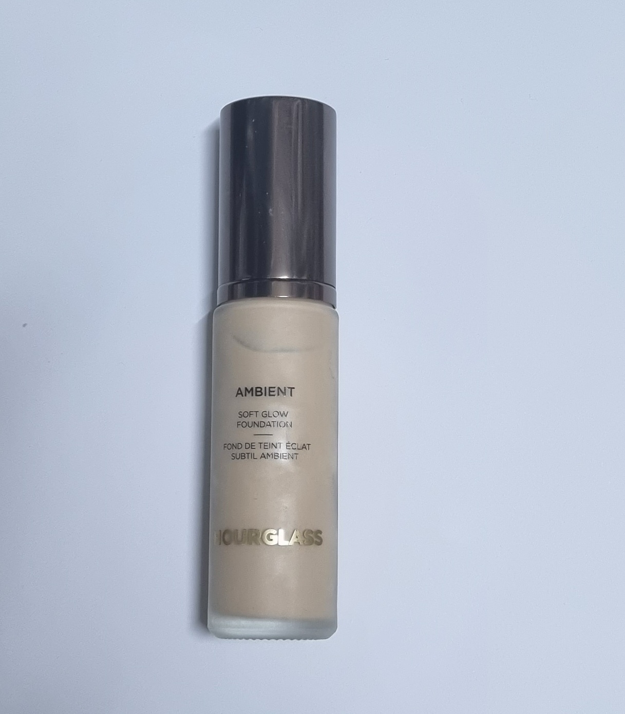 HOURGLASS Ambient Soft Glow Foundation [No.2] review image