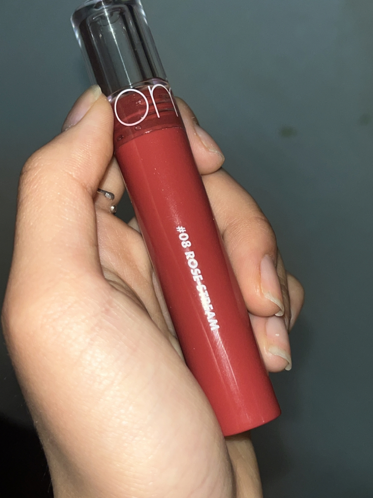 玻璃水润唇膏 [08 玫瑰溪流]的真实用户使用照片