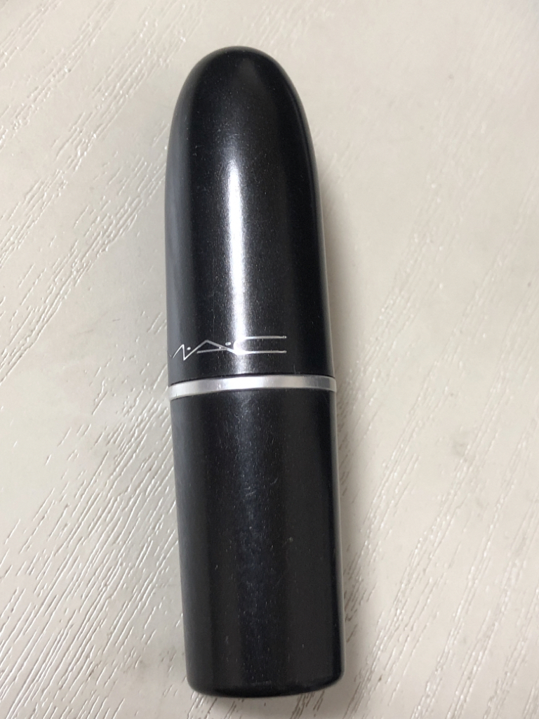 辣椒色唇膏的真实用户使用照片