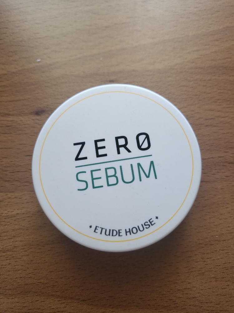 Real user review photo of Zero sebum drying powder