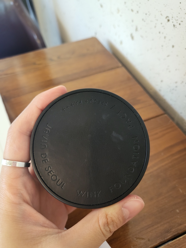 粉底液 [SPF50+/PA+++] [23号遮瑕米色]的真实用户使用照片