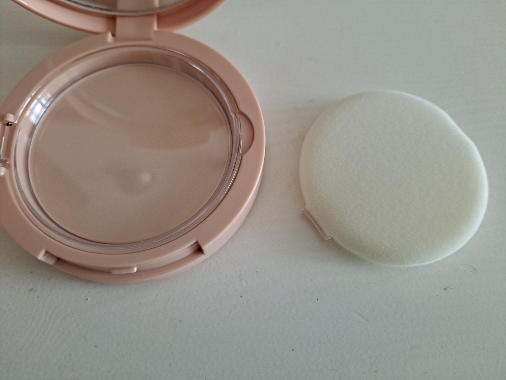 네이처리퍼블릭 (NATUREREPUBLIC) 프로방스 픽서 팩트 [01 핑크] review image