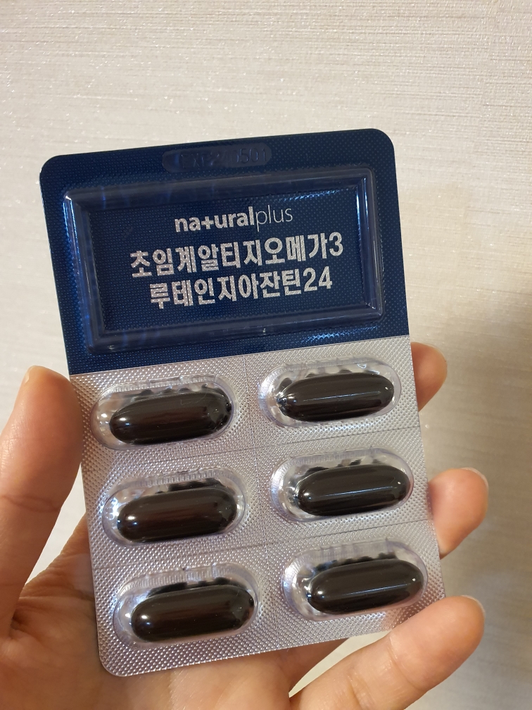 내츄럴플러스 (naturalplus) 초알루 저온 초임계 알티지 오메가3 루테인 지아잔틴 24 review image