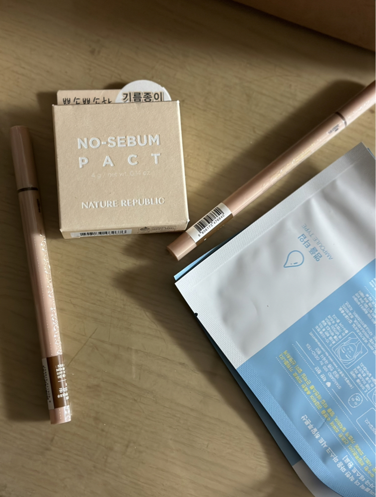 네이처리퍼블릭 (NATUREREPUBLIC) 프로방스 티트리 노세범 파우더 팩트 review image