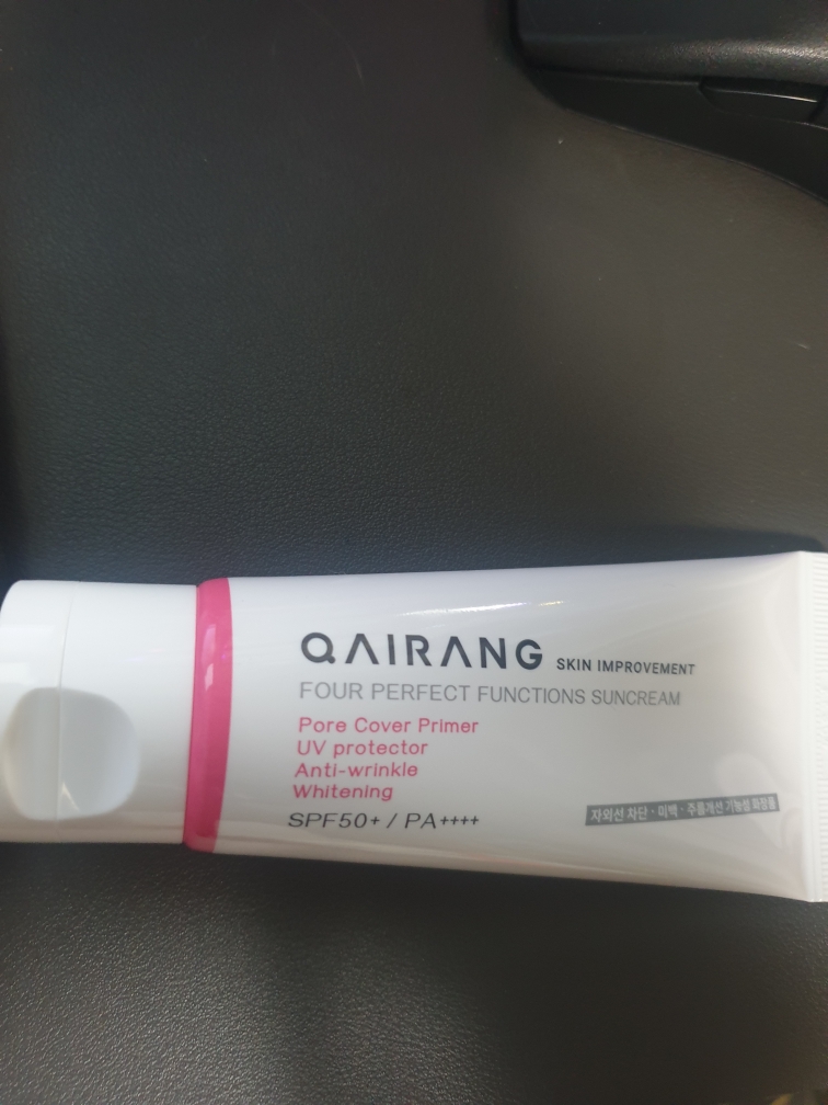 葡萄牙语完美功能防晒霜 [SPF50+/PA++++]的真实用户使用照片