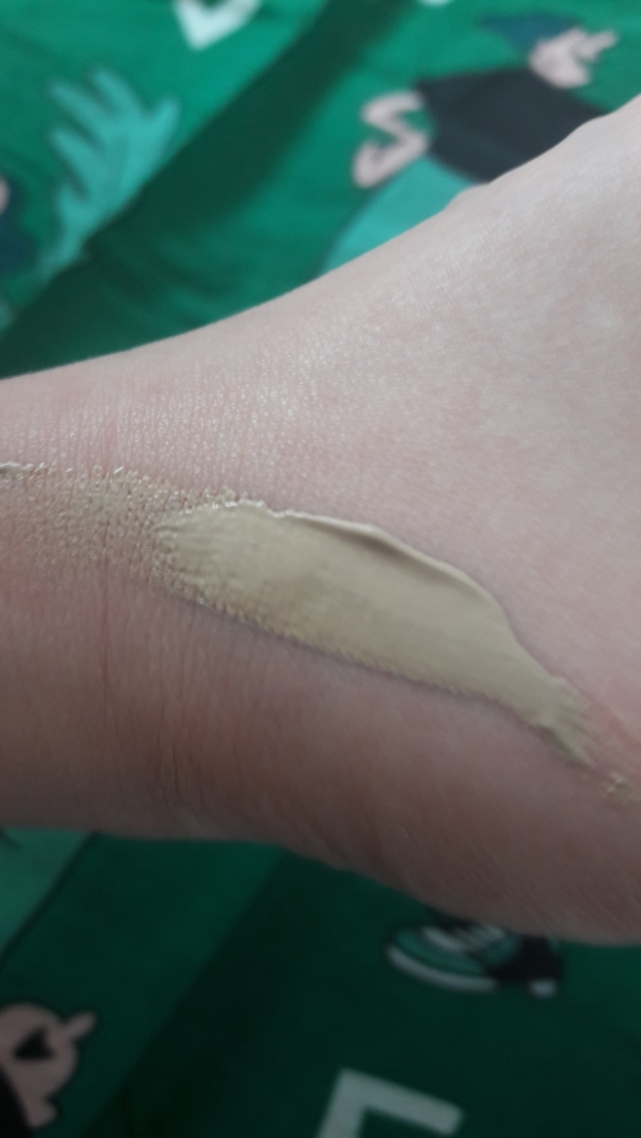更美™ 再生美容膏 [SPF40/PA+++] [01 淺色]的真实用户使用照片