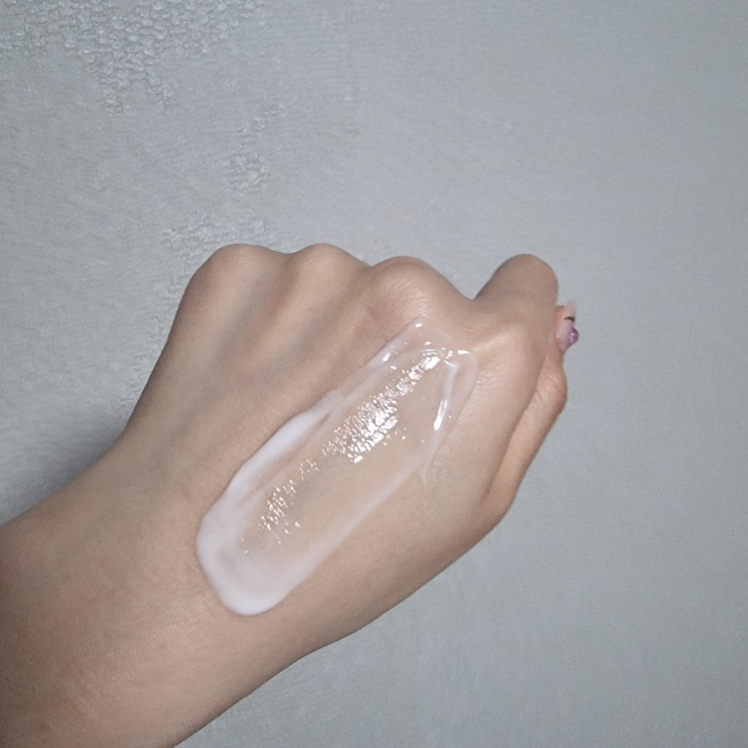 手部和指甲润肤霜的真实用户使用照片