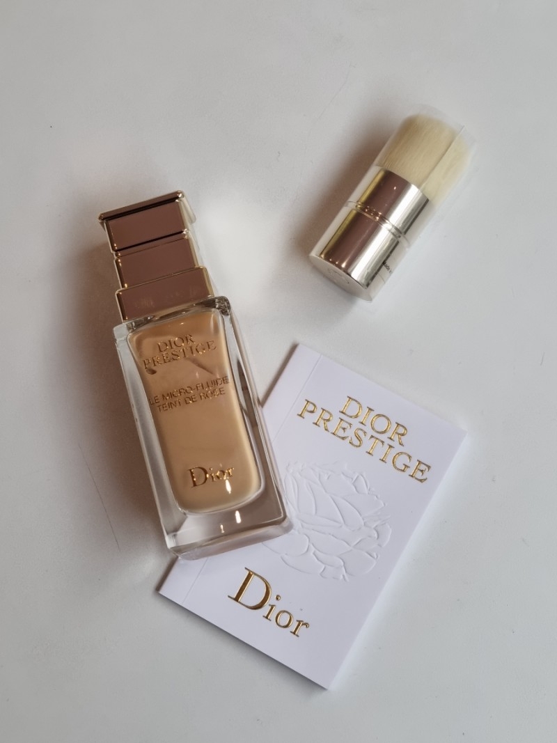 Dior Prestige Le Micro Fluid Teint de Rose [SPF25/PA+++] [1N