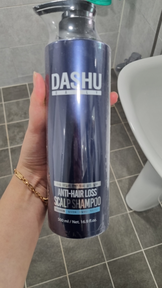 每日草本头皮黄金脱发洗发水 EX的真实用户使用照片