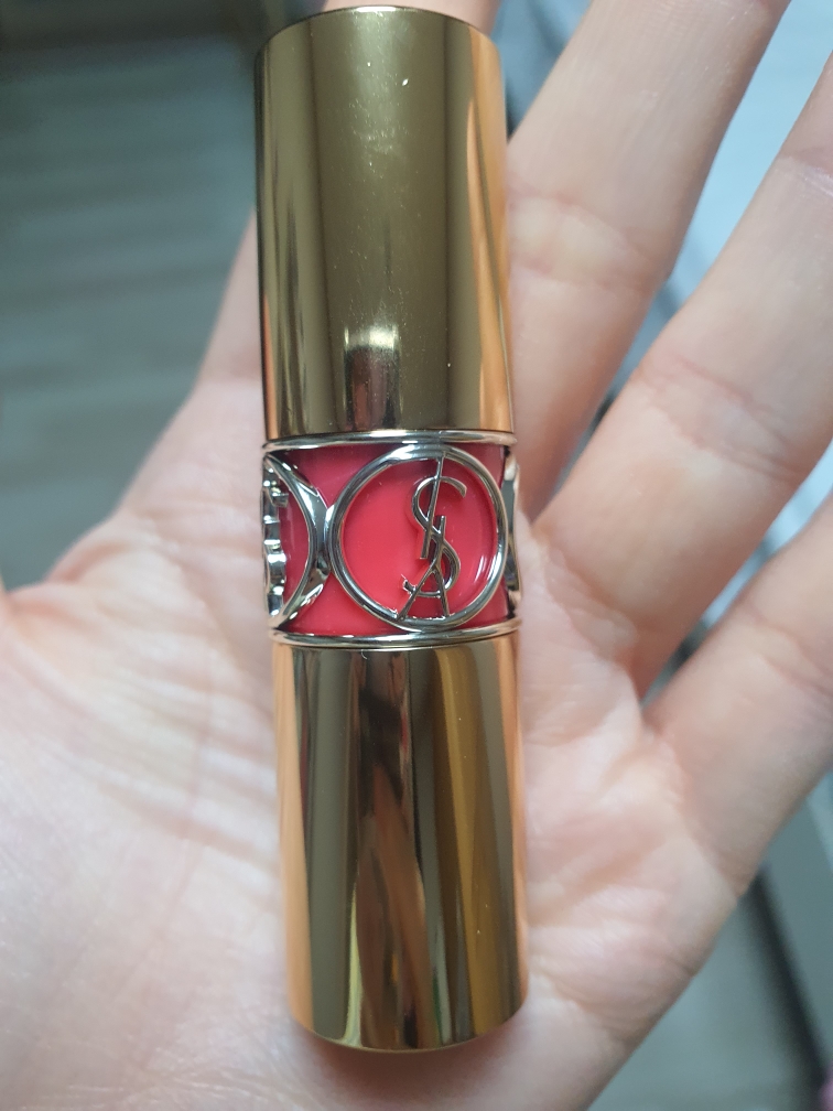 伊夫圣罗兰 柔润闪耀 [12号珊瑚红] common.review image