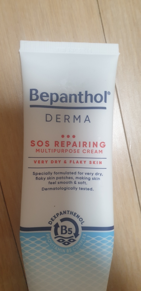 皮肤 SOS 修复多功能面霜的真实用户使用照片