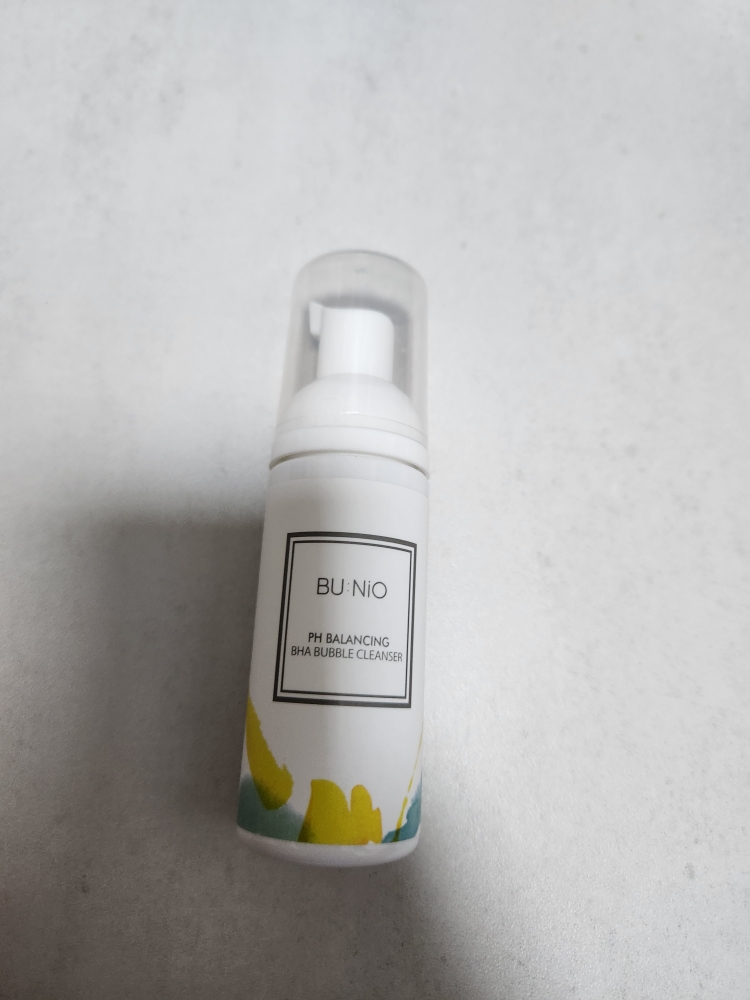 BU:NiO pH平衡泡沫洁面乳 common.review image