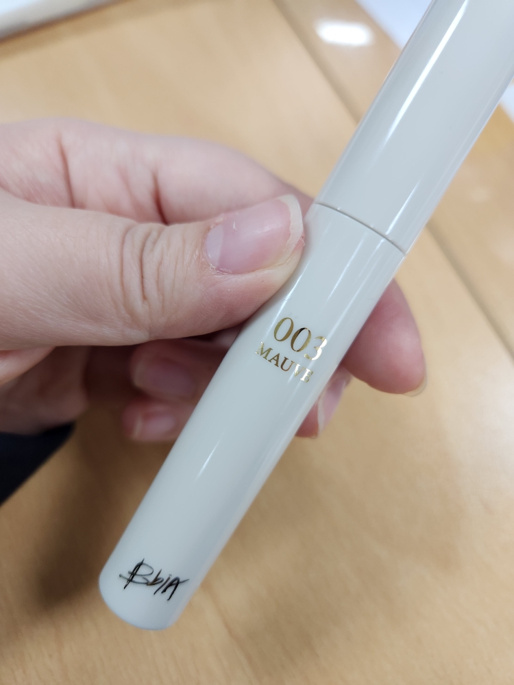 光泽唇彩 [03 淡紫色]的真实用户使用照片