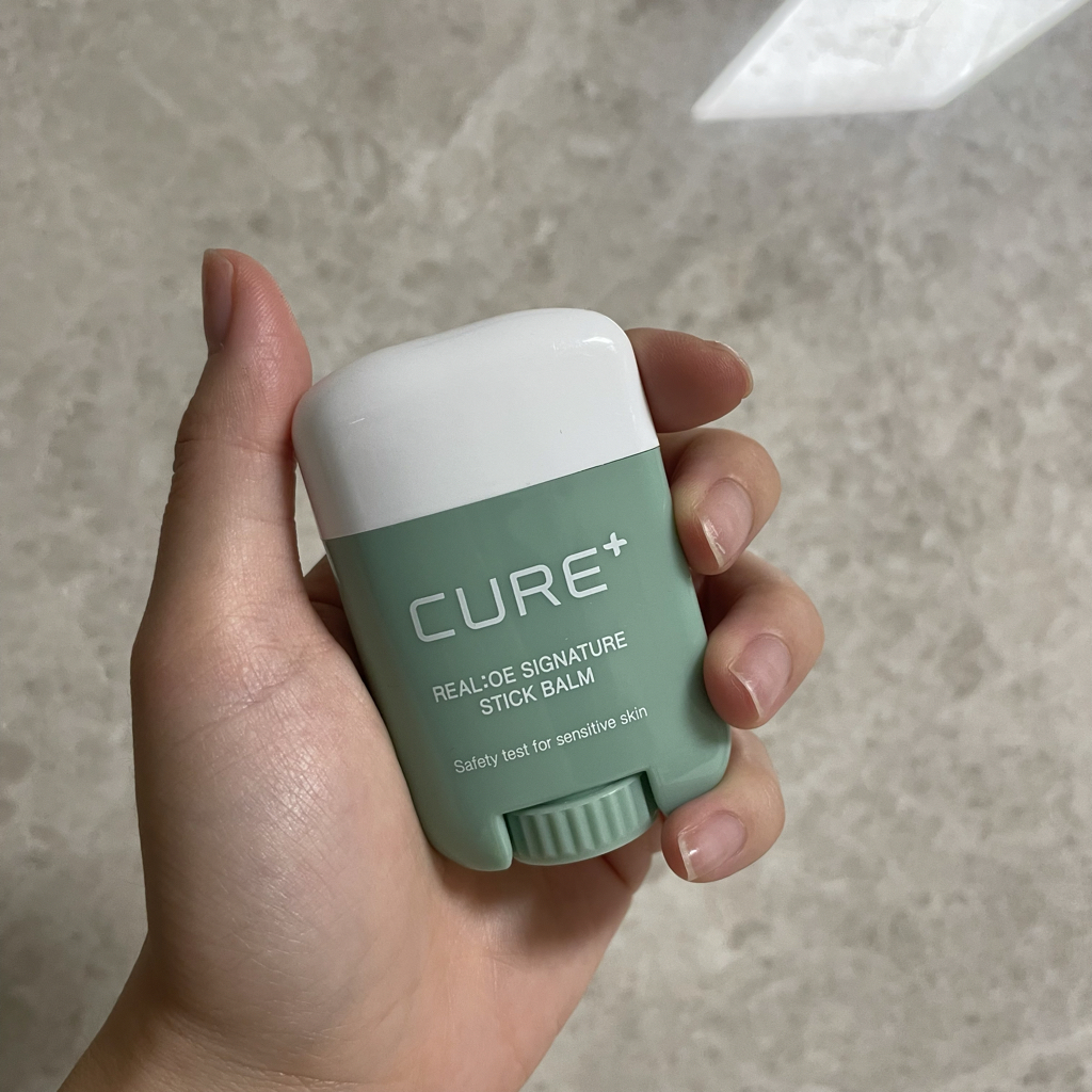 큐어 (CURE) 리알로에 시그니처 스틱 밤 review image