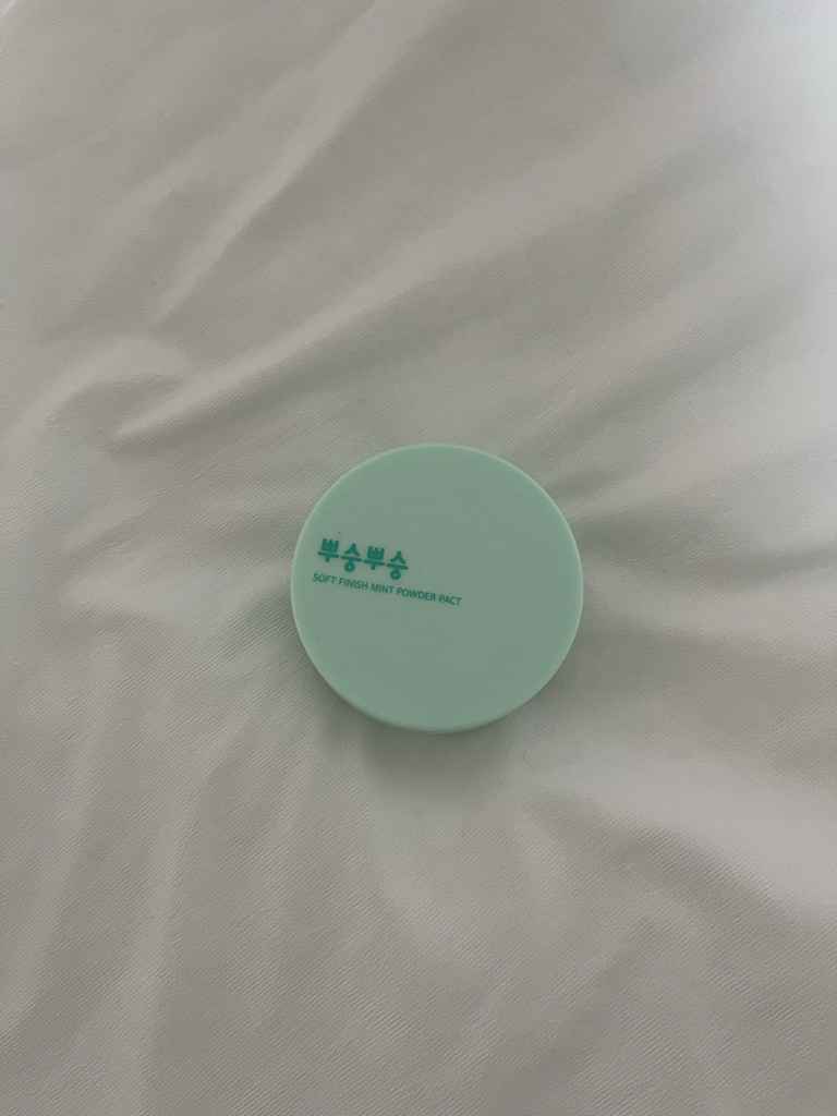 薄荷粉底液的真实用户使用照片