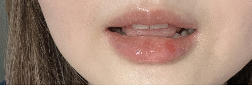 라카 (Laka) 수딩 비건 립 오일 [#카밍퍼플] review image