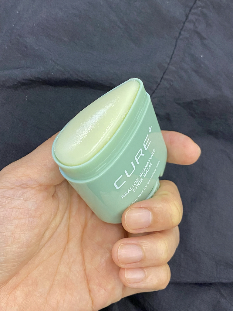 큐어 (CURE) 리알로에 시그니처 스틱 밤 review image