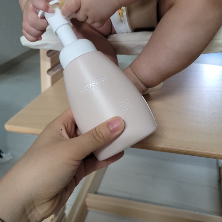 FOBLANGSHI 婴儿臀部清洁剂 common.review image