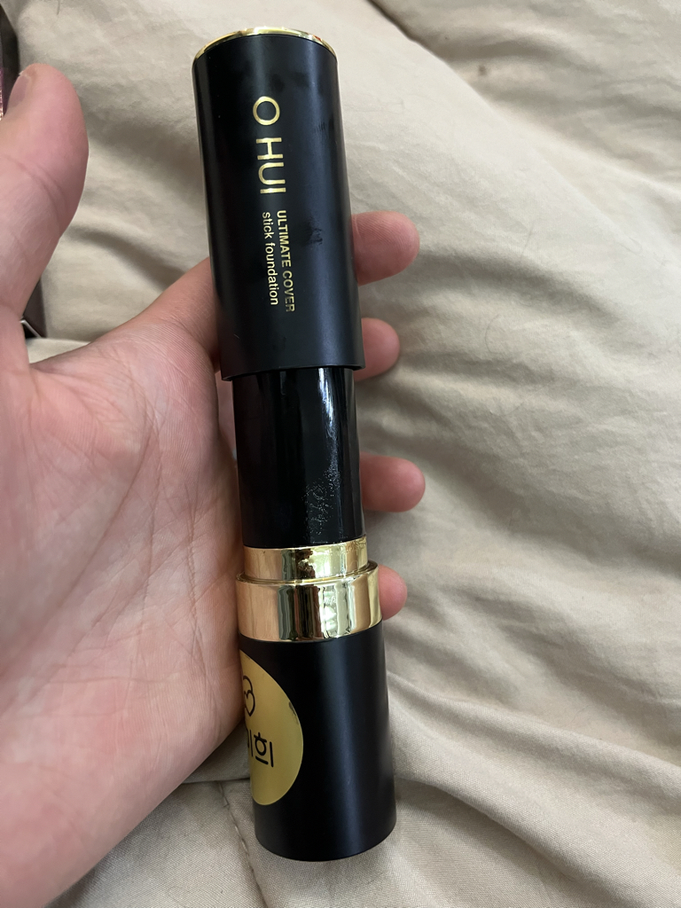オフィ (OHUI) アルティメットカバースティックファンデーション